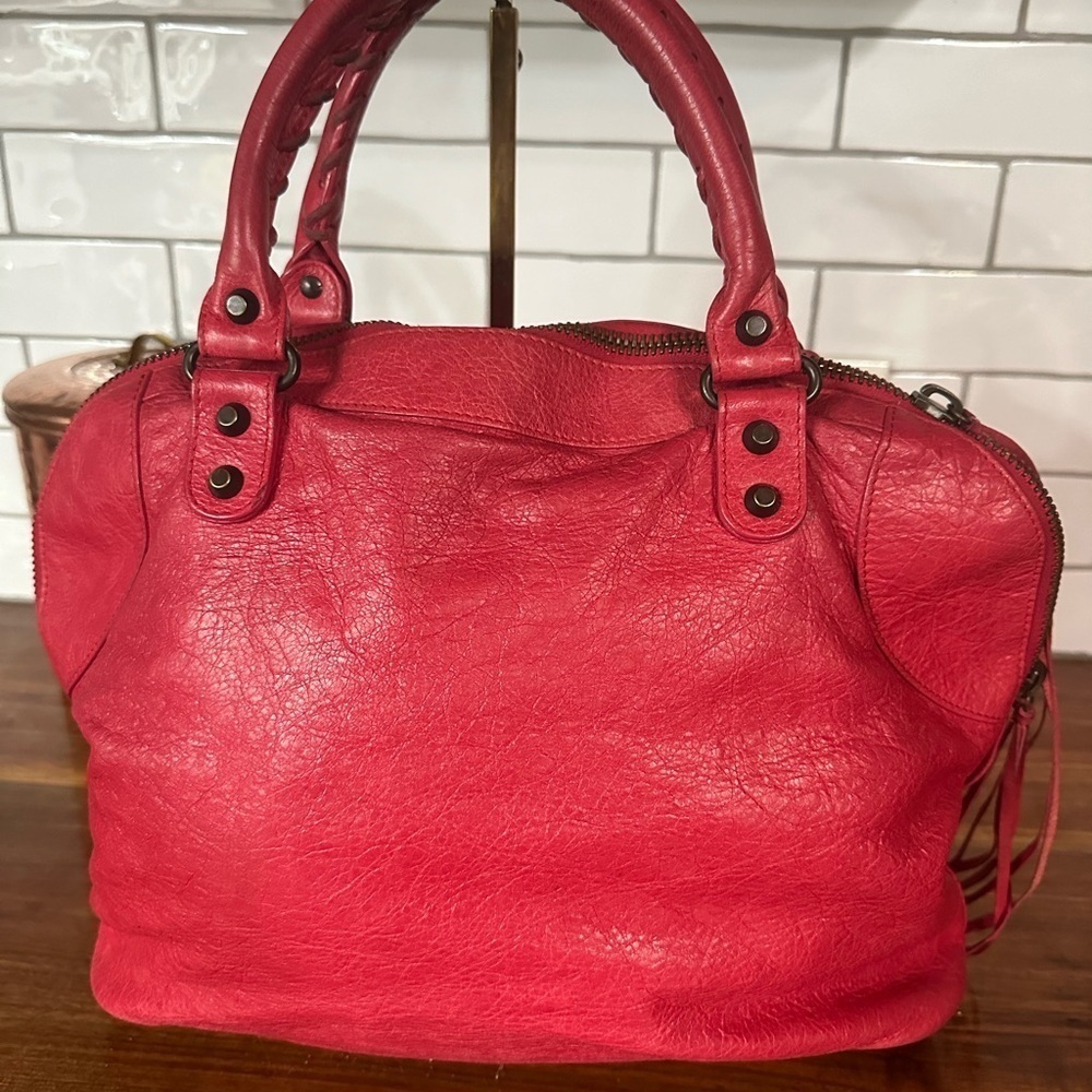 Balenciaga red city bowling bag. Leather. With dust bag and mirror. Large - Picture 12 of 13